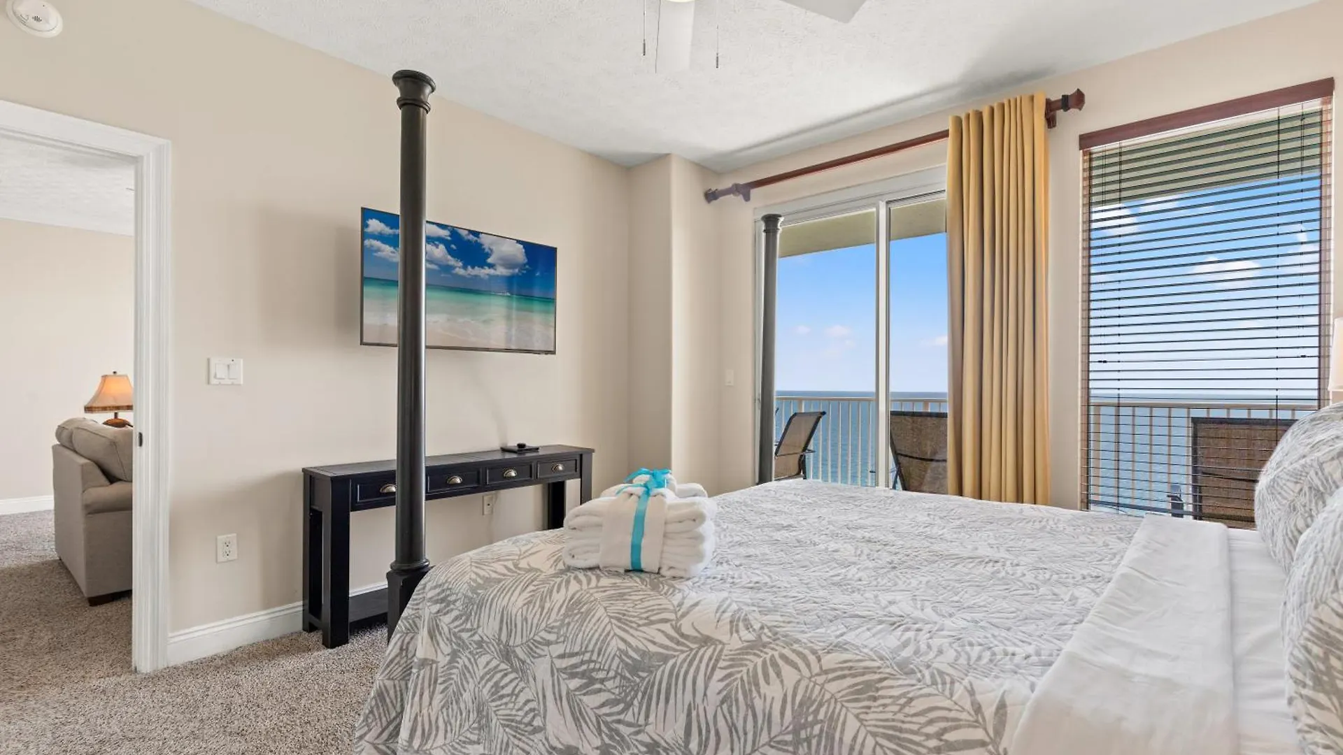 Holiday home Treasure Island Unit 2011: Sunset Sands, 2 Bed/2 Bath Retreat - Sleeps 8! Panama City Beach